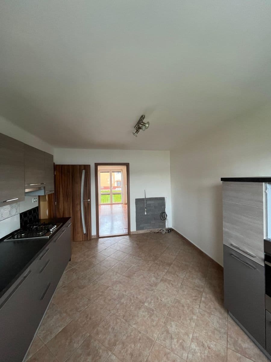 Predaj bytu 2-izbový 58 m², Zahradní, Horní Slavkov, Karlovarský kraj Predaj bytu 2-izbový 58 m², Zahradní, Horní Slavkov, Karlovarský kraj