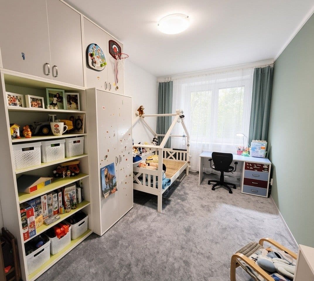 Prenájom bytu 3-izbový 73 m², Alešova, Plzeň, Plzeňský kraj Prenájom bytu 3-izbový 73 m², Alešova, Plzeň, Plzeňský kraj