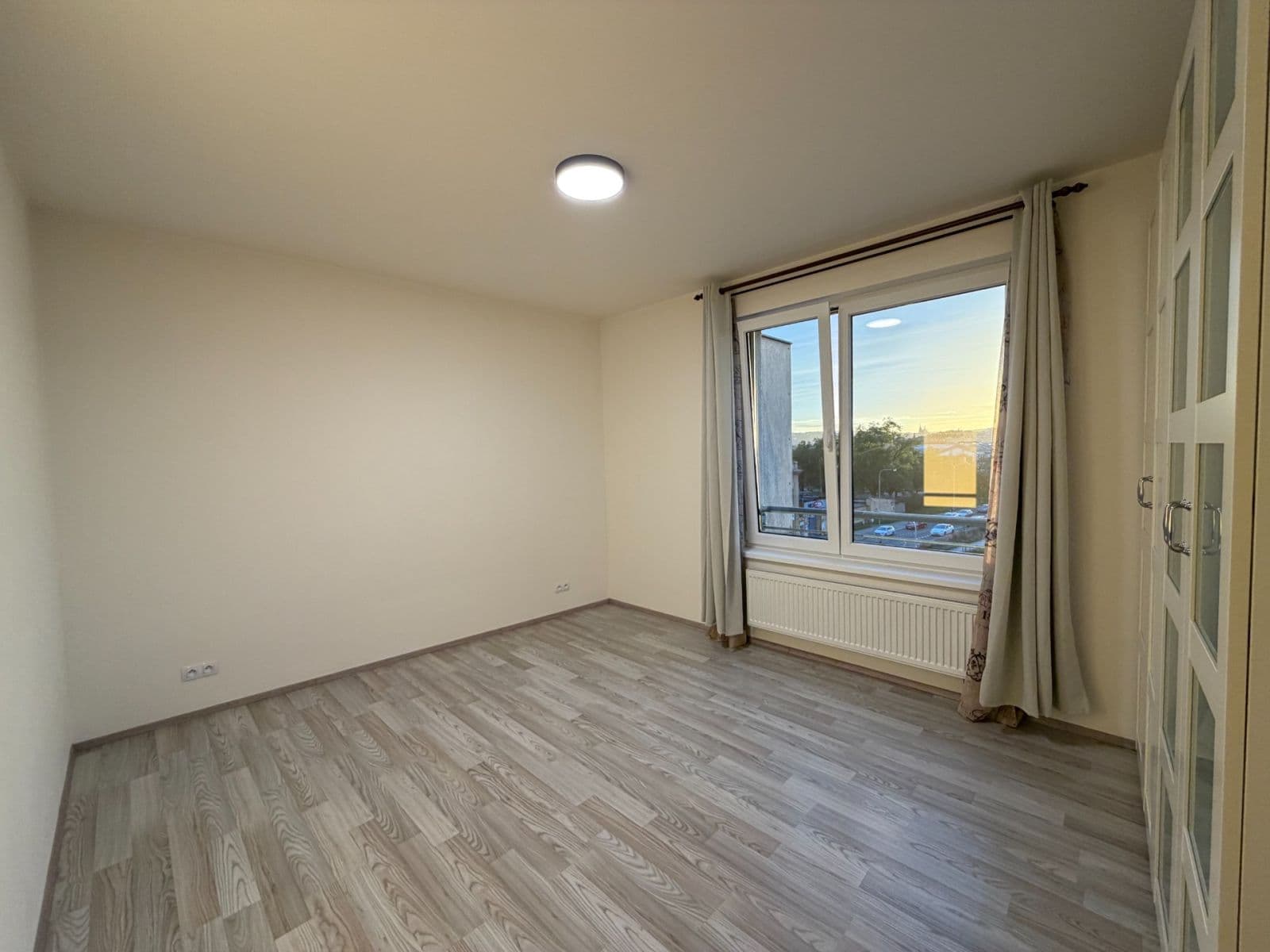Prenájom bytu 2-izbový 61 m², Na Maninách, Praha, Praha Prenájom bytu 2-izbový 61 m², Na Maninách, Praha, Praha