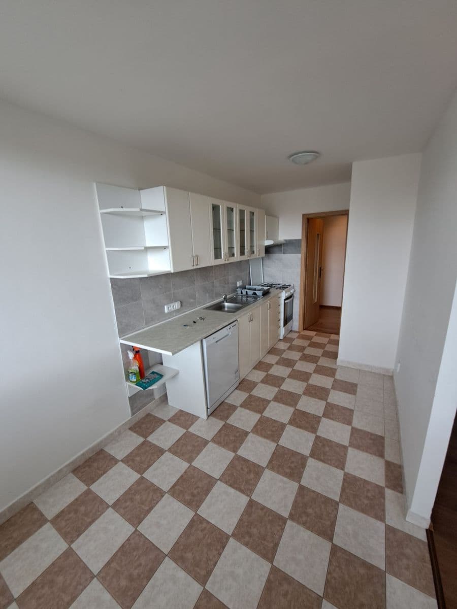 Predaj bytu 3-izbový 74 m², Kuželova, Praha, Praha Predaj bytu 3-izbový 74 m², Kuželova, Praha, Praha