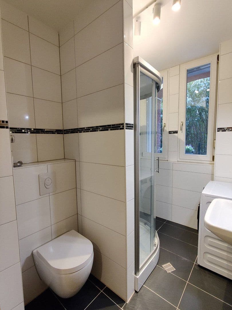 Prenájom bytu 2-izbový 70 m², Wexstr. 29, Berlin, Berlín Prenájom bytu 2-izbový 70 m², Wexstr. 29, Berlin, Berlín