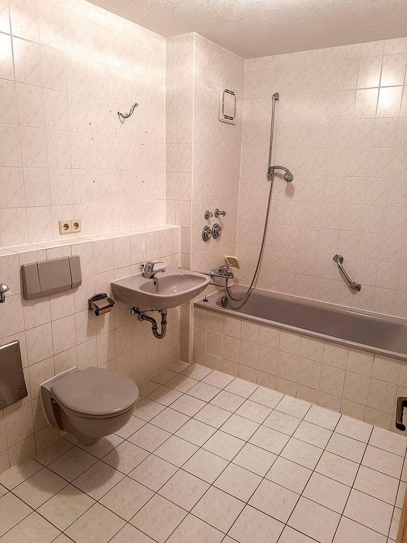 Prenájom bytu 2-izbový 48 m², Vogelweide 2, Landsberg, Sasko-Anhaltsko Prenájom bytu 2-izbový 48 m², Vogelweide 2, Landsberg, Sasko-Anhaltsko