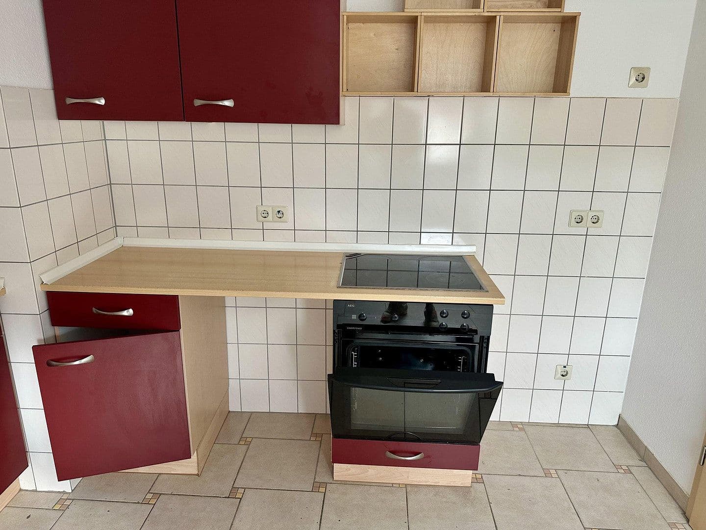 Prenájom bytu 4-izbový 83 m², Hohenzollernstraße, Koblenz, Porýnie-Falcko Prenájom bytu 4-izbový 83 m², Hohenzollernstraße, Koblenz, Porýnie-Falcko