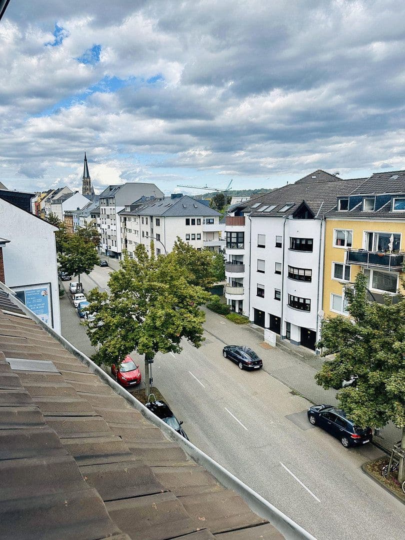 Prenájom bytu 4-izbový 83 m², Hohenzollernstraße, Koblenz, Porýnie-Falcko Prenájom bytu 4-izbový 83 m², Hohenzollernstraße, Koblenz, Porýnie-Falcko