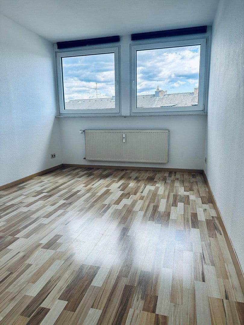Prenájom bytu 4-izbový 83 m², Hohenzollernstraße, Koblenz, Porýnie-Falcko Prenájom bytu 4-izbový 83 m², Hohenzollernstraße, Koblenz, Porýnie-Falcko