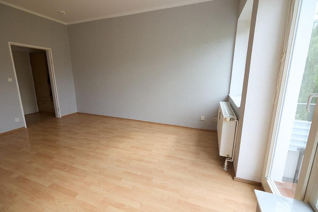 Predaj bytu 3-izbový 70 m², Heilmannring, Berlin, Berlín Predaj bytu 3-izbový 70 m², Heilmannring, Berlin, Berlín