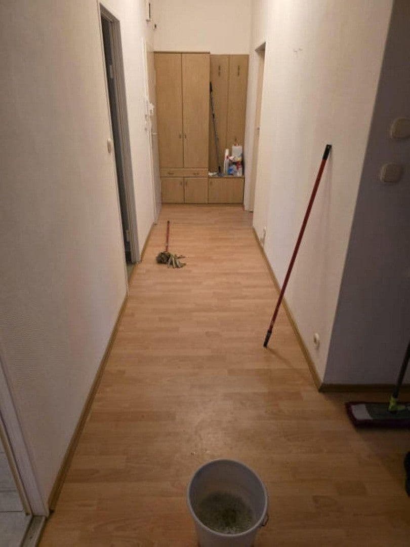 Predaj bytu 3-izbový 70 m², Heilmannring, Berlin, Berlín Predaj bytu 3-izbový 70 m², Heilmannring, Berlin, Berlín