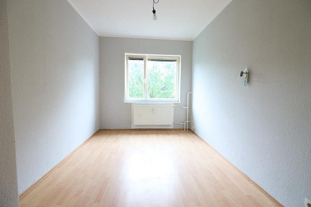 Predaj bytu 3-izbový 70 m², Heilmannring, Berlin, Berlín Predaj bytu 3-izbový 70 m², Heilmannring, Berlin, Berlín