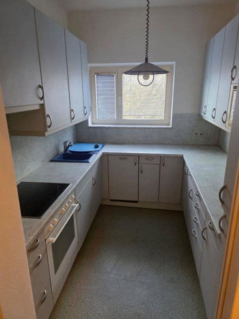 Predaj bytu 3-izbový 70 m², Heilmannring, Berlin, Berlín Predaj bytu 3-izbový 70 m², Heilmannring, Berlin, Berlín