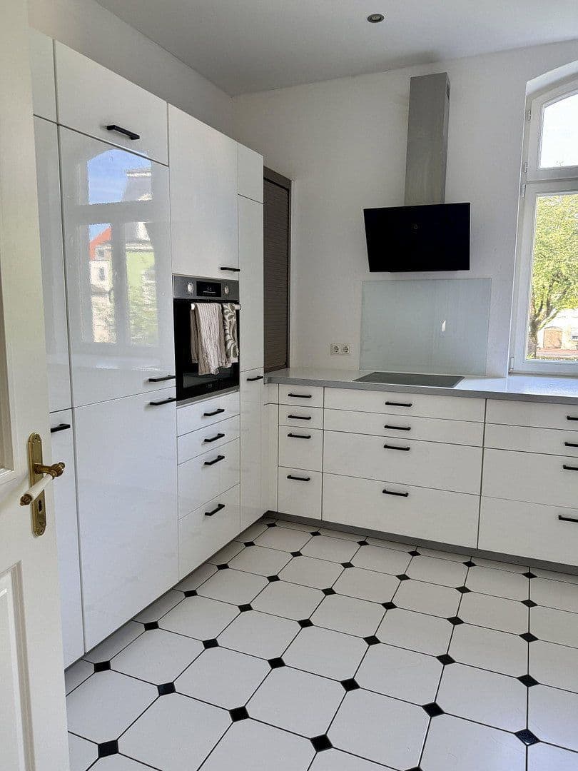 Prenájom bytu 4-izbový 100 m², Steinertstr. 8, Bamberg, Bavorsko Prenájom bytu 4-izbový 100 m², Steinertstr. 8, Bamberg, Bavorsko