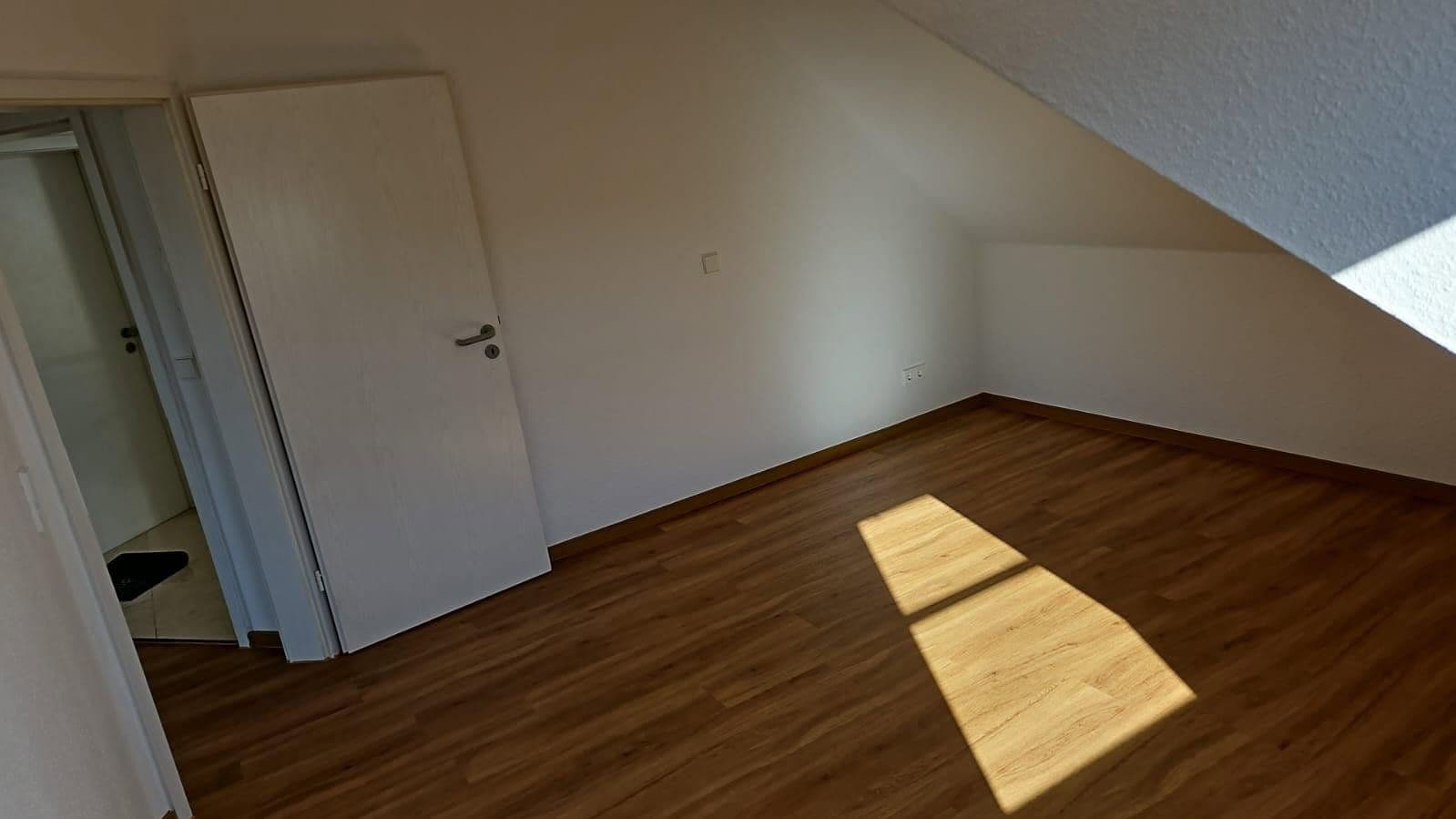 Prenájom bytu 2-izbový 56 m², Schifferstarsse 26, Lampertheim, Hesensko Prenájom bytu 2-izbový 56 m², Schifferstarsse 26, Lampertheim, Hesensko