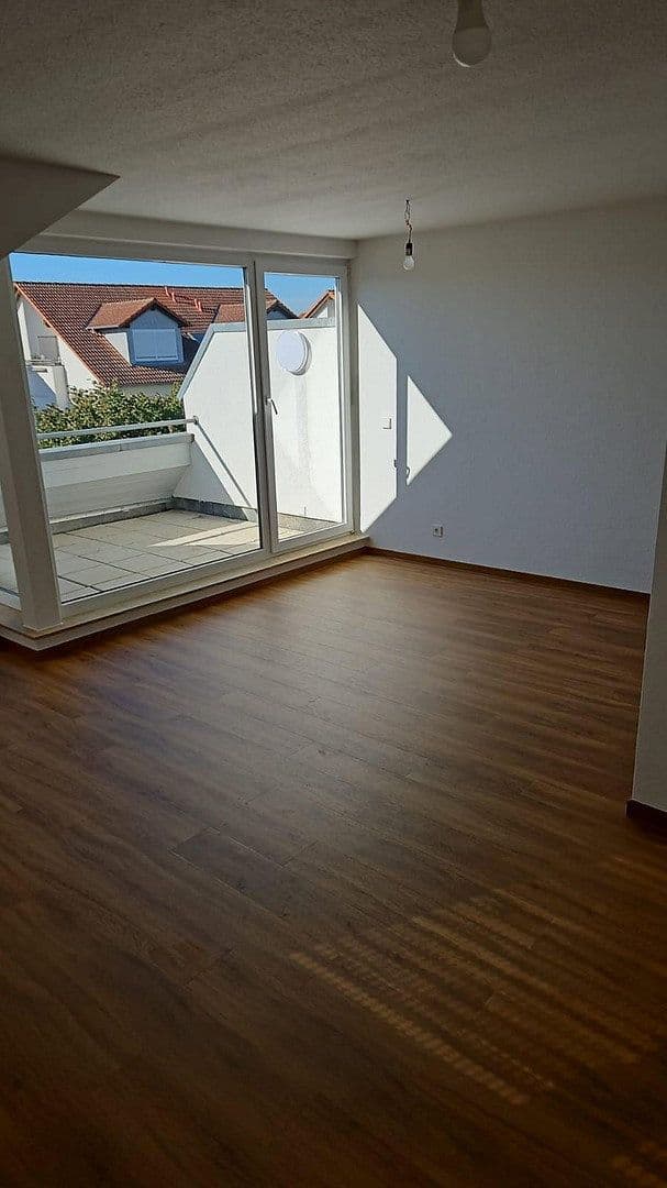 Prenájom bytu 2-izbový 56 m², Schifferstarsse 26, Lampertheim, Hesensko Prenájom bytu 2-izbový 56 m², Schifferstarsse 26, Lampertheim, Hesensko