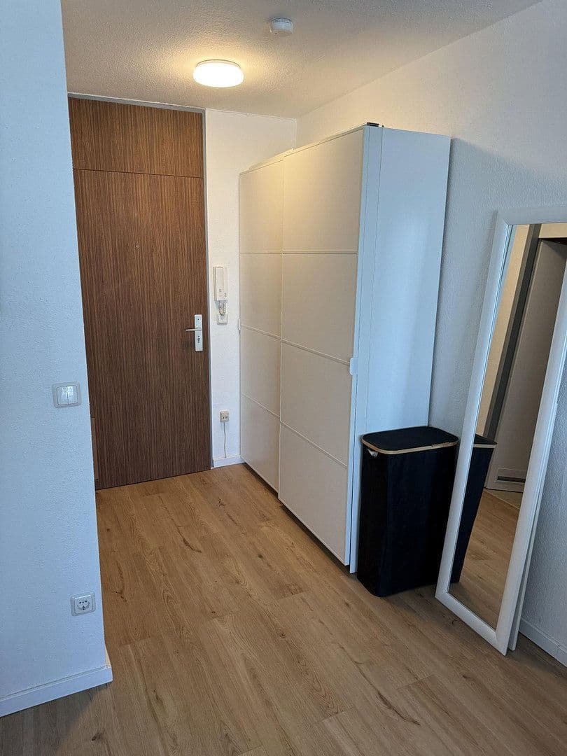 Prenájom bytu 1-izbový 28 m², Weihenstephanerstr. 3, München, Bavorsko Prenájom bytu 1-izbový 28 m², Weihenstephanerstr. 3, München, Bavorsko
