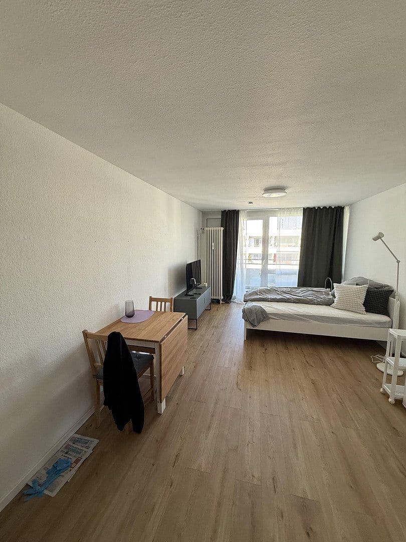 Prenájom bytu 1-izbový 28 m², Weihenstephanerstr. 3, München, Bavorsko Prenájom bytu 1-izbový 28 m², Weihenstephanerstr. 3, München, Bavorsko