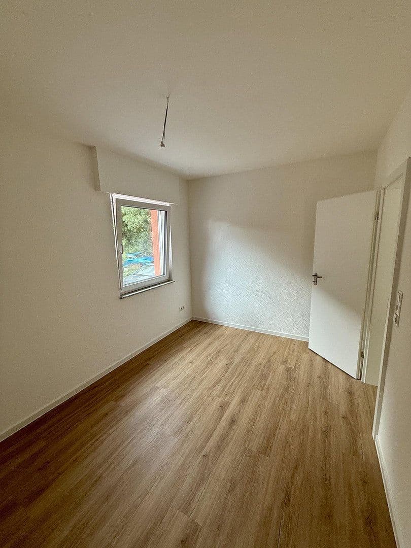 Prenájom bytu 4-izbový 78 m², Am Sportplatz 22, Bergheim, Severné Porýnie - Westfálsko Prenájom bytu 4-izbový 78 m², Am Sportplatz 22, Bergheim, Severné Porýnie - Westfálsko