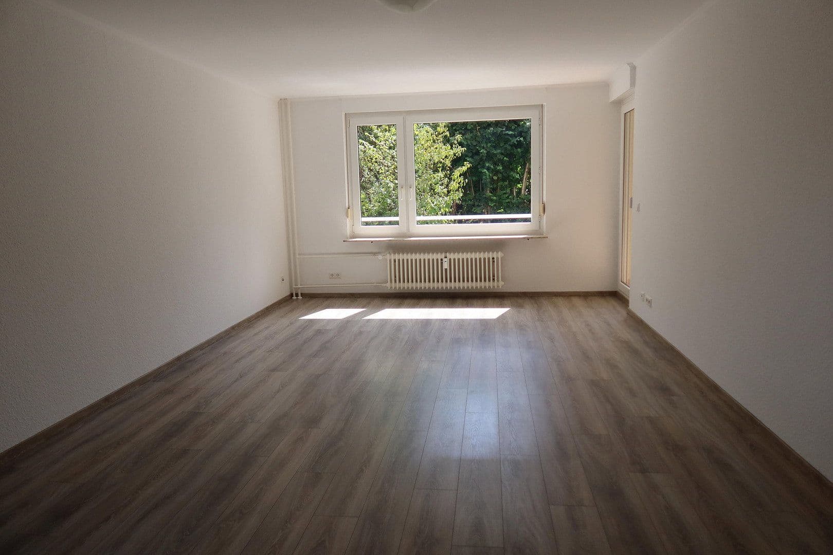 Predaj bytu 3-izbový 84 m², Am Feldrand 8, Niefern-Öschelbronn, Bádensko-Wurttembersko Predaj bytu 3-izbový 84 m², Am Feldrand 8, Niefern-Öschelbronn, Bádensko-Wurttembersko