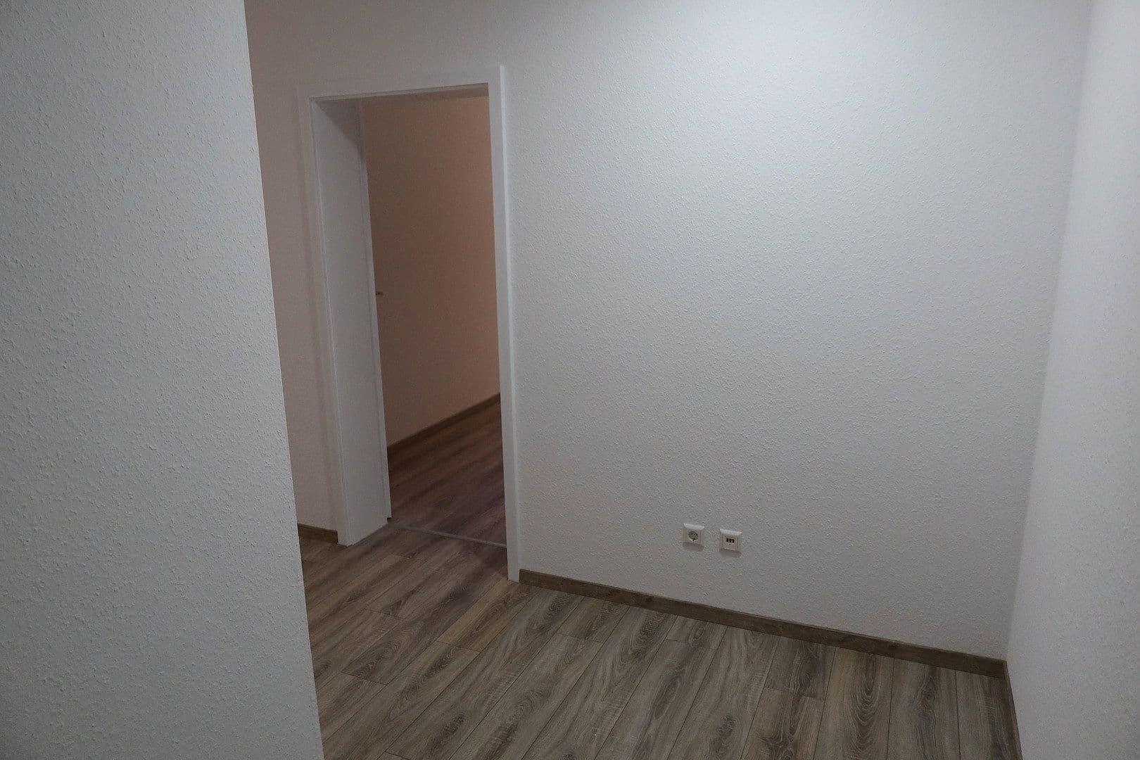 Predaj bytu 3-izbový 84 m², Am Feldrand 8, Niefern-Öschelbronn, Bádensko-Wurttembersko Predaj bytu 3-izbový 84 m², Am Feldrand 8, Niefern-Öschelbronn, Bádensko-Wurttembersko