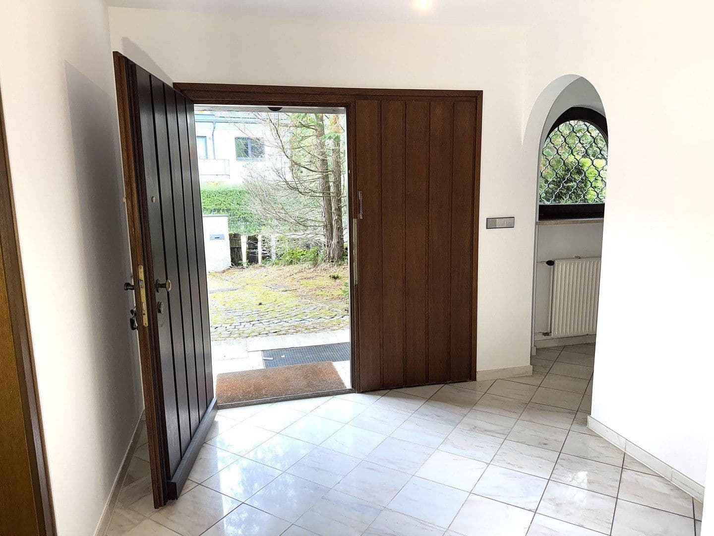 Predaj domu 203 m², pozemok 1.474 m², München, Bavorsko Predaj domu 203 m², pozemok 1.474 m², München, Bavorsko