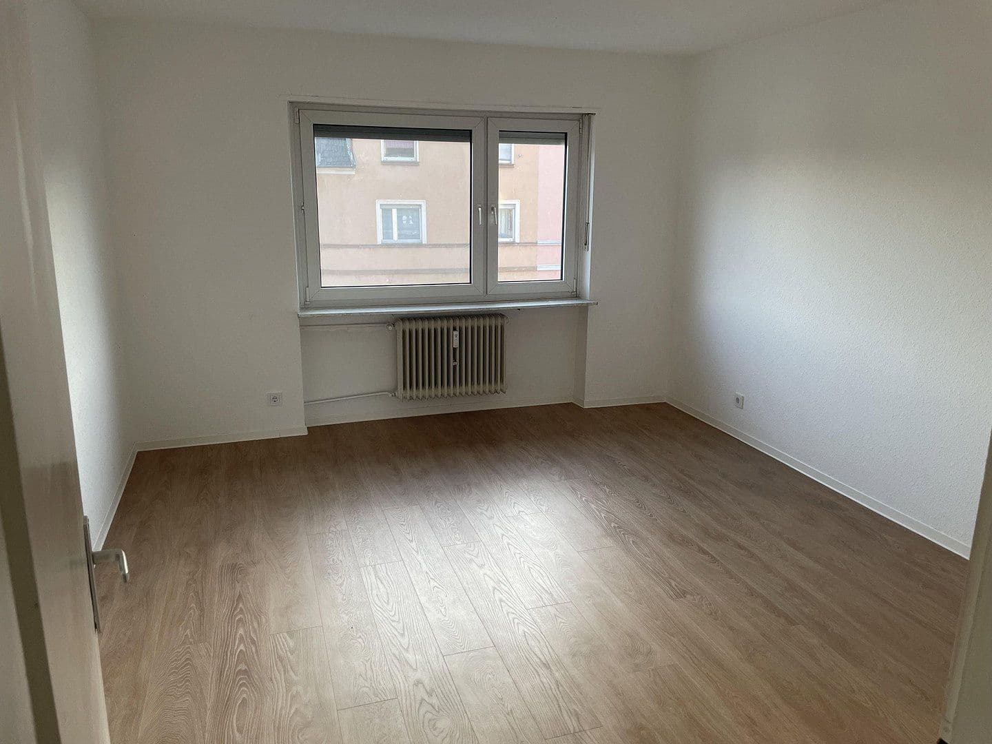 Prenájom bytu 3-izbový 80 m², Saarbrücker Str., Heusweiler, Sársko Prenájom bytu 3-izbový 80 m², Saarbrücker Str., Heusweiler, Sársko