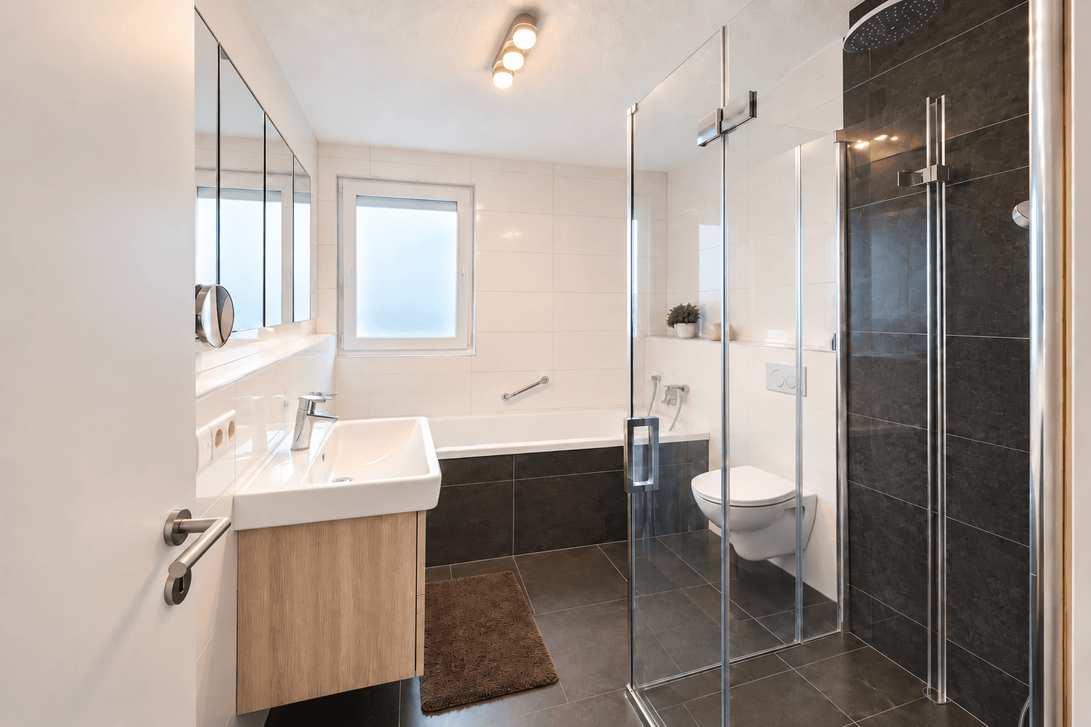 Predaj bytu 3-izbový 98 m², Leutenbach, Bádensko-Wurttembersko Predaj bytu 3-izbový 98 m², Leutenbach, Bádensko-Wurttembersko