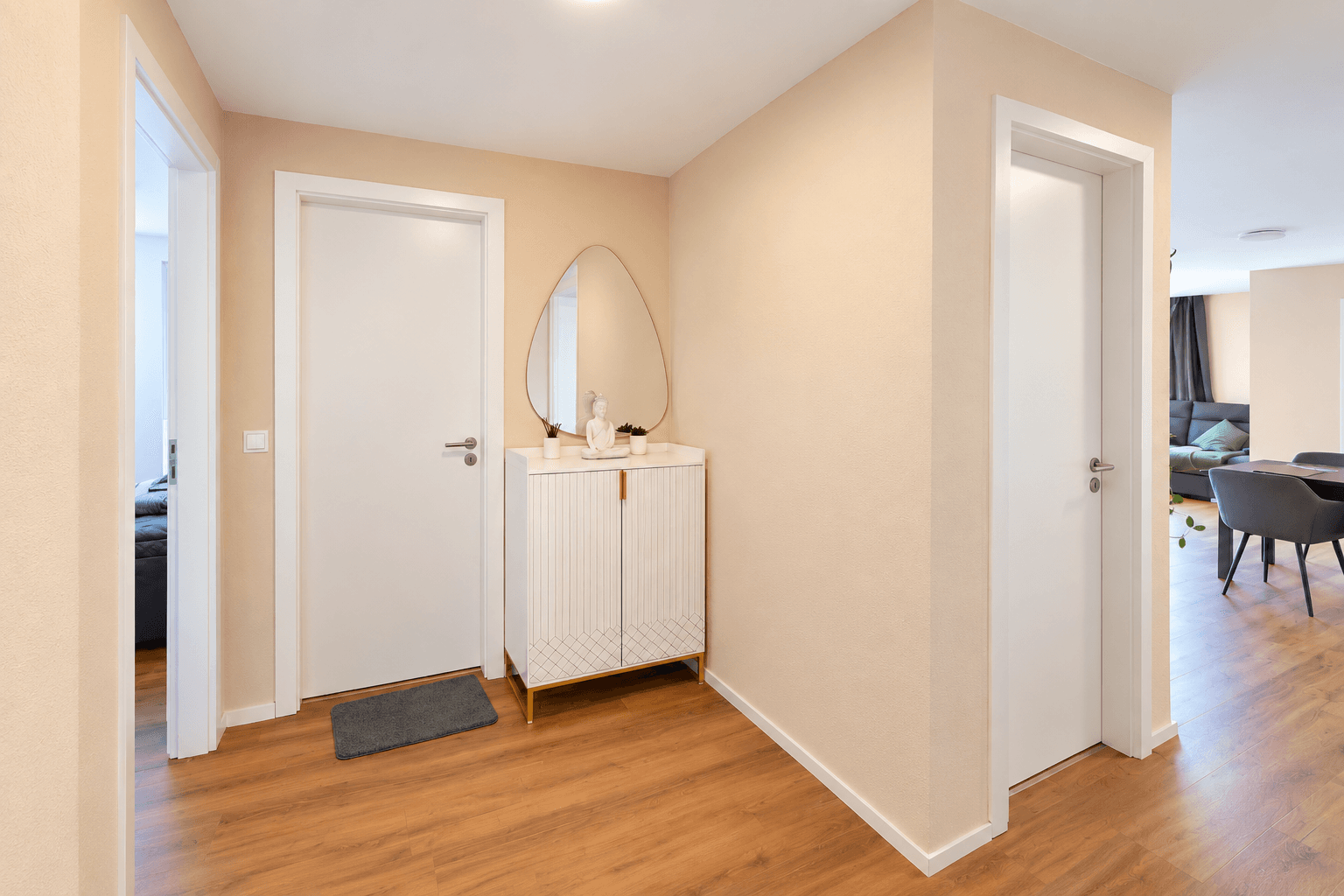 Predaj bytu 3-izbový 98 m², Leutenbach, Bádensko-Wurttembersko Predaj bytu 3-izbový 98 m², Leutenbach, Bádensko-Wurttembersko