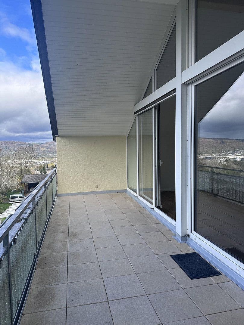 Prenájom bytu 5-izbový 91 m², Pellingerstrasse 115a, Trier, Porýnie-Falcko Prenájom bytu 5-izbový 91 m², Pellingerstrasse 115a, Trier, Porýnie-Falcko