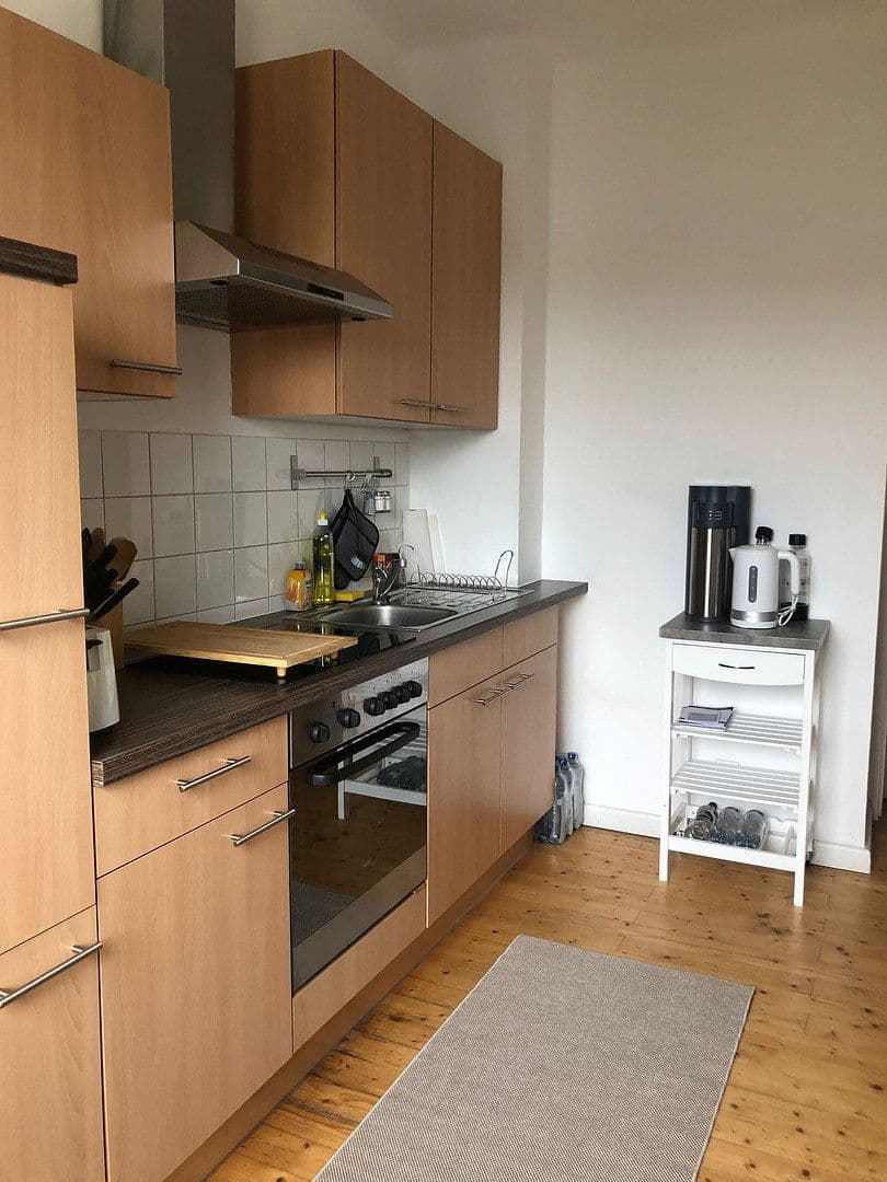 Prenájom bytu 2-izbový 61 m², Ludwigshafen am Rhein, Porýnie-Falcko Prenájom bytu 2-izbový 61 m², Ludwigshafen am Rhein, Porýnie-Falcko