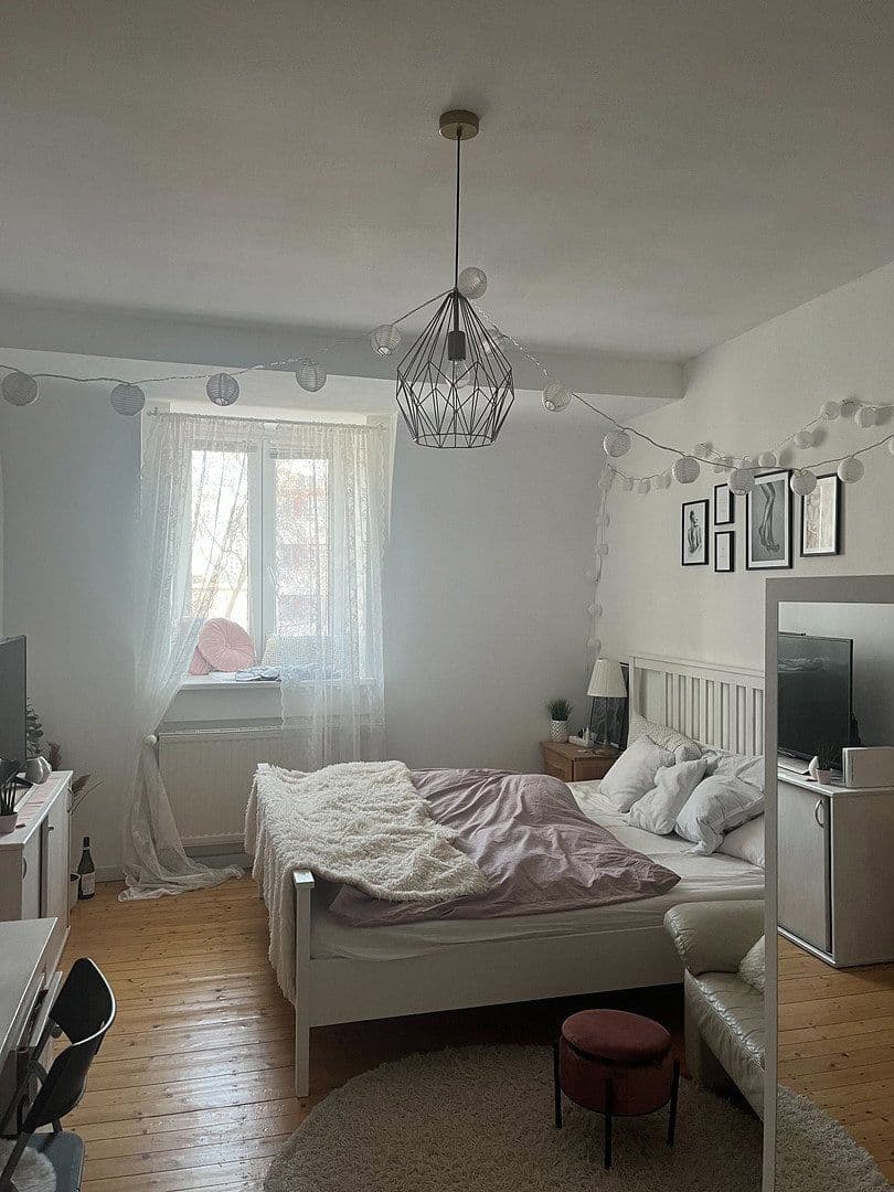Prenájom bytu 2-izbový 61 m², Ludwigshafen am Rhein, Porýnie-Falcko Prenájom bytu 2-izbový 61 m², Ludwigshafen am Rhein, Porýnie-Falcko