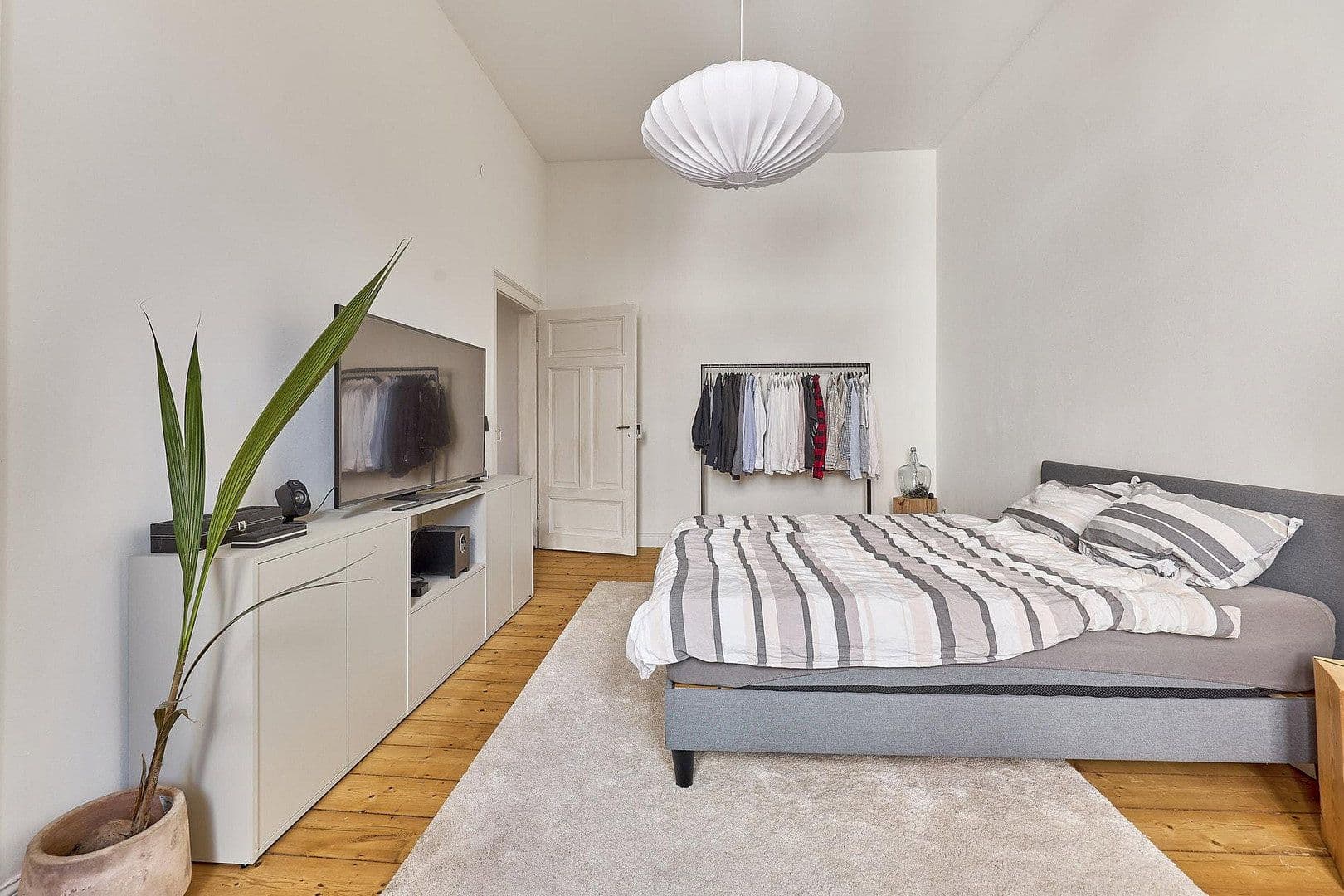 Prenájom bytu 2-izbový 61 m², Mannheim, Bádensko-Wurttembersko Prenájom bytu 2-izbový 61 m², Mannheim, Bádensko-Wurttembersko