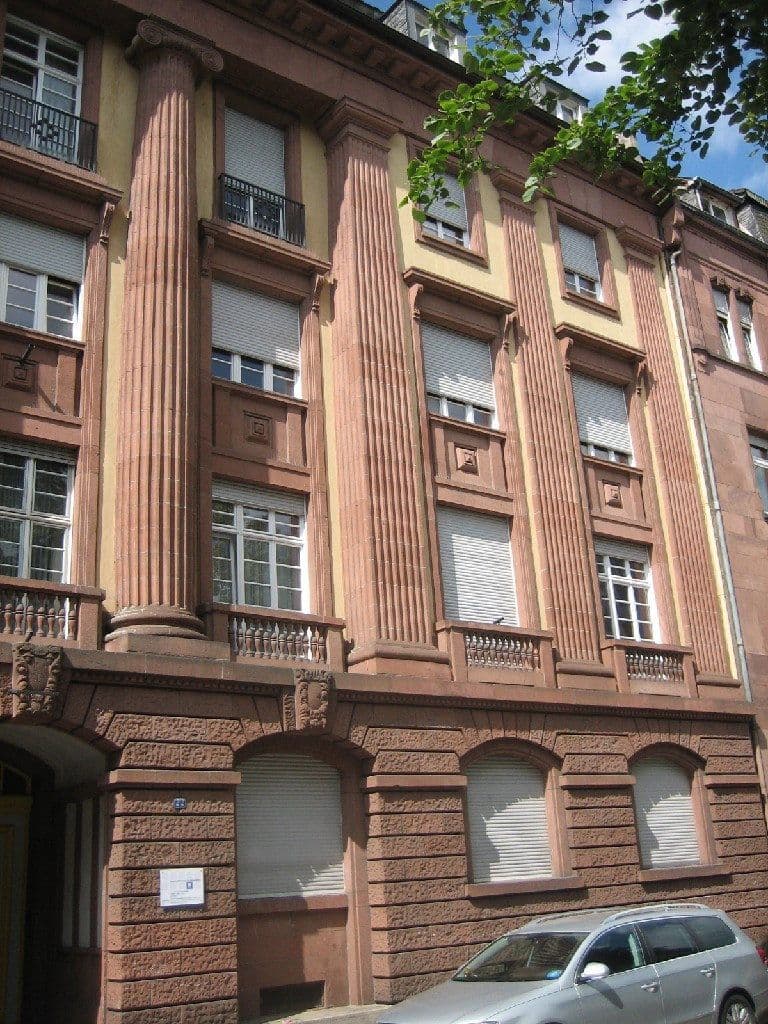 Prenájom bytu 2-izbový 61 m², Ludwigshafen am Rhein, Porýnie-Falcko Prenájom bytu 2-izbový 61 m², Ludwigshafen am Rhein, Porýnie-Falcko