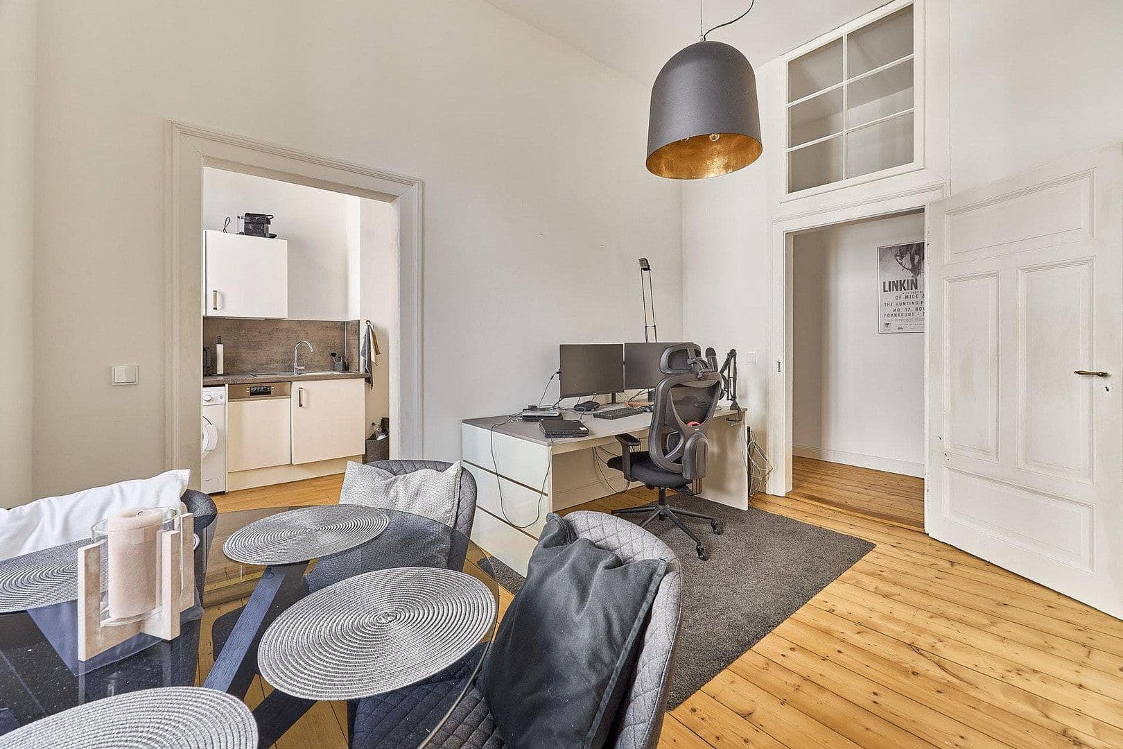 Prenájom bytu 2-izbový 61 m², Mannheim, Bádensko-Wurttembersko Prenájom bytu 2-izbový 61 m², Mannheim, Bádensko-Wurttembersko