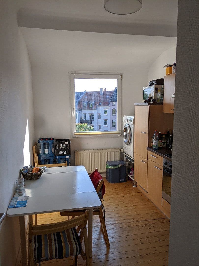 Prenájom bytu 2-izbový 61 m², Ludwigshafen am Rhein, Porýnie-Falcko Prenájom bytu 2-izbový 61 m², Ludwigshafen am Rhein, Porýnie-Falcko