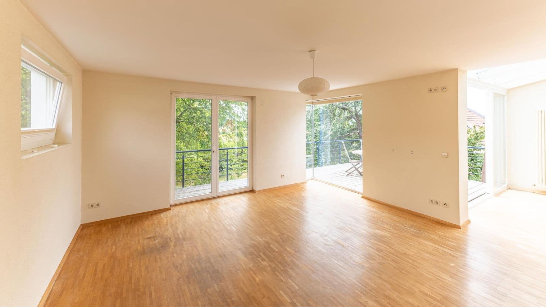 Predaj domu 196 m², pozemok 590 m², Thiviersstr. 4, Östringen, Bádensko-Wurttembersko Predaj domu 196 m², pozemok 590 m², Thiviersstr. 4, Östringen, Bádensko-Wurttembersko