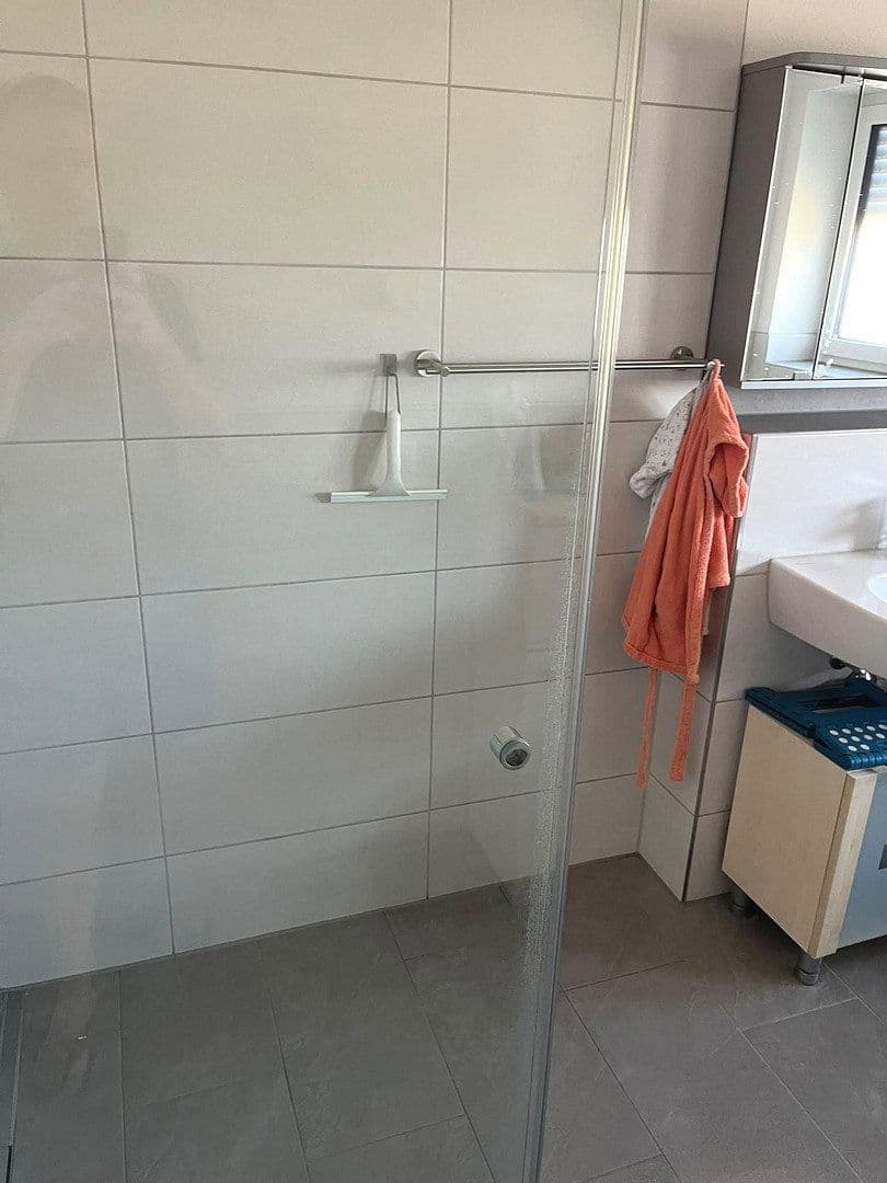 Prenájom bytu 3-izbový 84 m², Gaggenau, Bádensko-Wurttembersko Prenájom bytu 3-izbový 84 m², Gaggenau, Bádensko-Wurttembersko