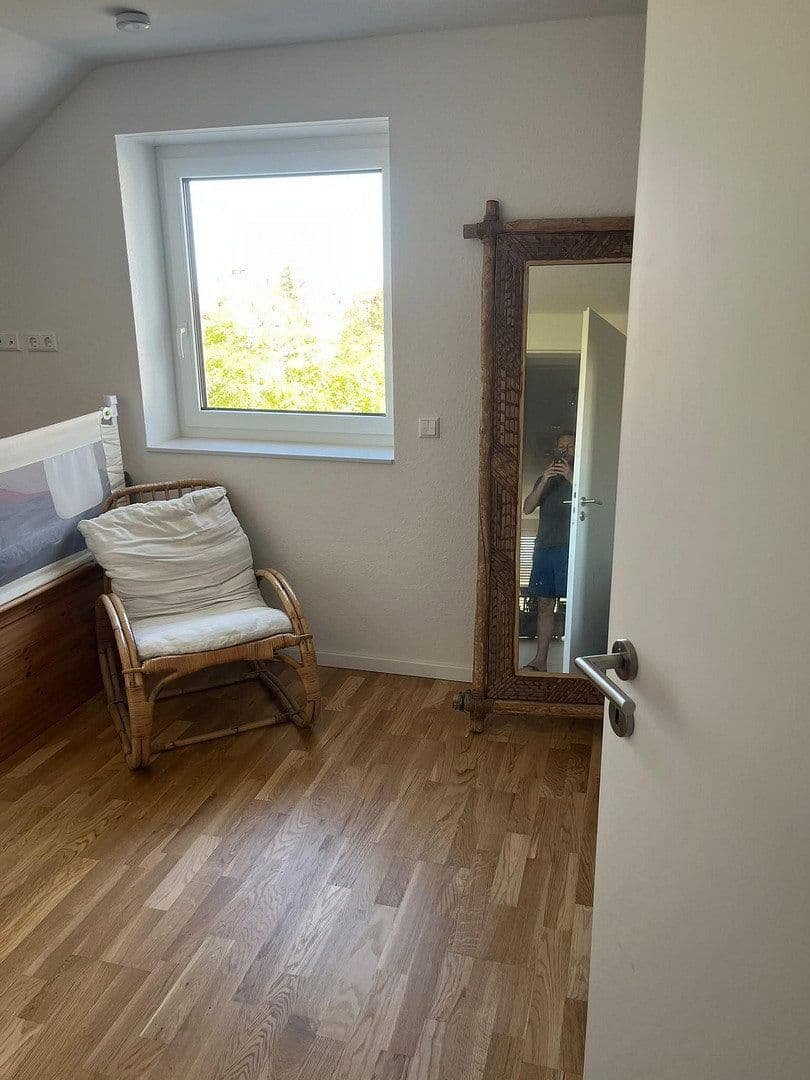Prenájom bytu 3-izbový 84 m², Gaggenau, Bádensko-Wurttembersko Prenájom bytu 3-izbový 84 m², Gaggenau, Bádensko-Wurttembersko
