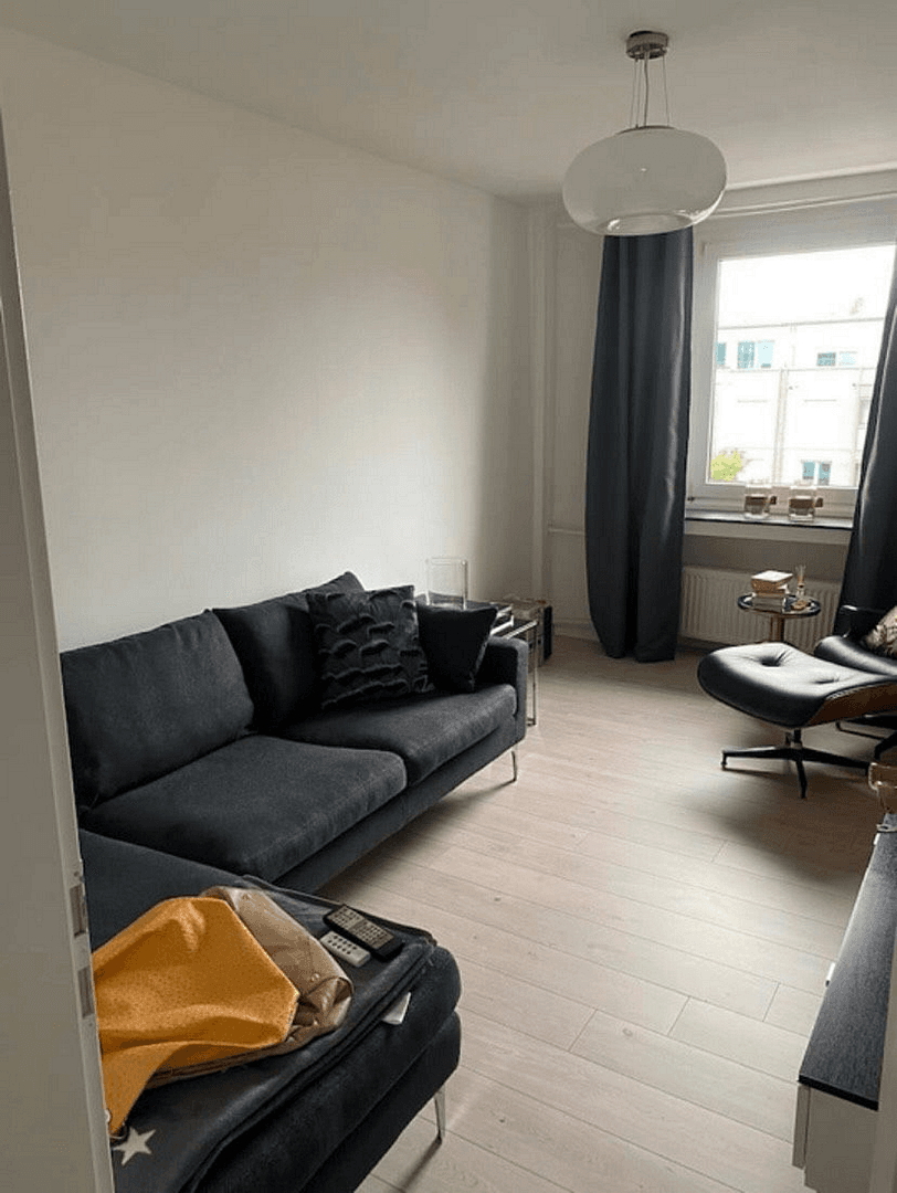 Prenájom bytu 2-izbový 60 m², Düsseldorf, Severné Porýnie - Westfálsko Prenájom bytu 2-izbový 60 m², Düsseldorf, Severné Porýnie - Westfálsko