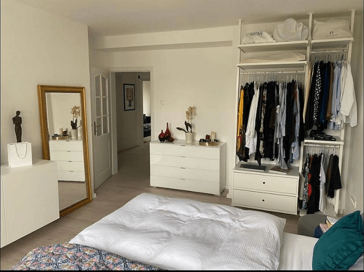 Prenájom bytu 2-izbový 60 m², Düsseldorf, Severné Porýnie - Westfálsko Prenájom bytu 2-izbový 60 m², Düsseldorf, Severné Porýnie - Westfálsko
