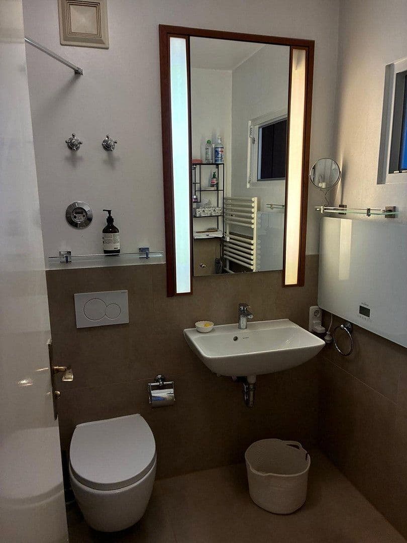 Prenájom bytu 2-izbový 80 m², Knöbelstrasse 4, München, Bavorsko Prenájom bytu 2-izbový 80 m², Knöbelstrasse 4, München, Bavorsko