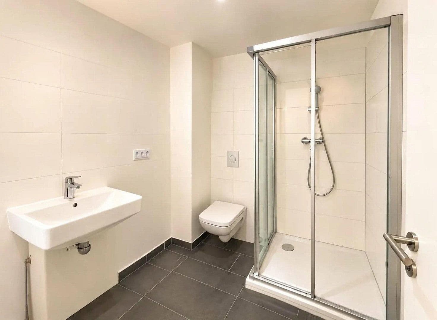 Predaj domu 52 m², pozemok 543 m², Hausotterstraße/Kamekestraße, Berlin, Berlín Predaj domu 52 m², pozemok 543 m², Hausotterstraße/Kamekestraße, Berlin, Berlín