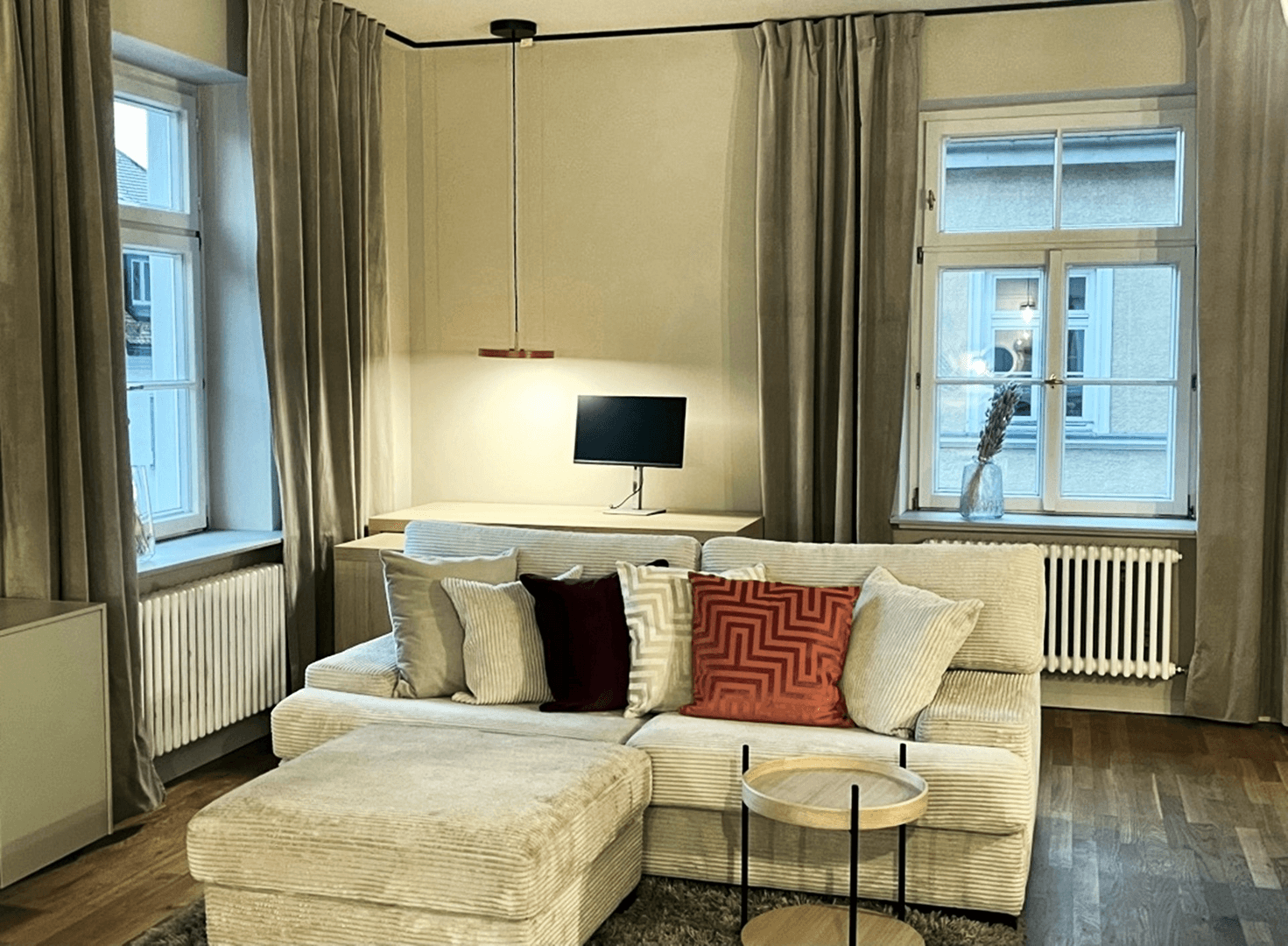 Prenájom bytu 1-izbový 44 m², München, Bavorsko Prenájom bytu 1-izbový 44 m², München, Bavorsko