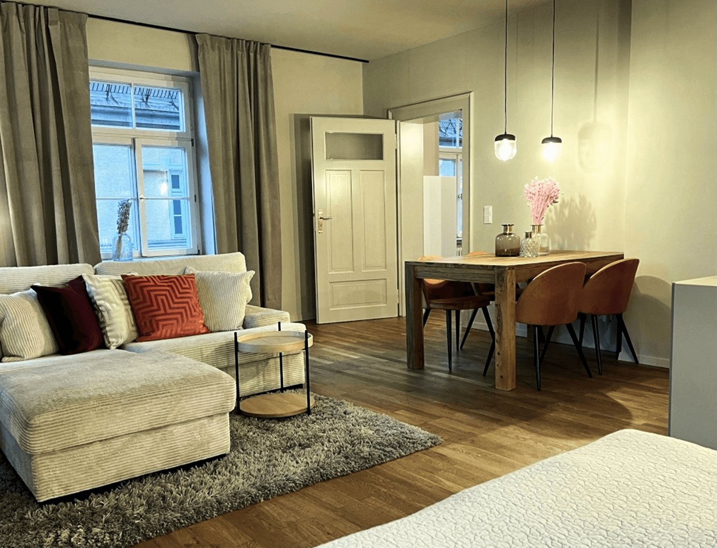 Prenájom bytu 1-izbový 44 m², München, Bavorsko Prenájom bytu 1-izbový 44 m², München, Bavorsko
