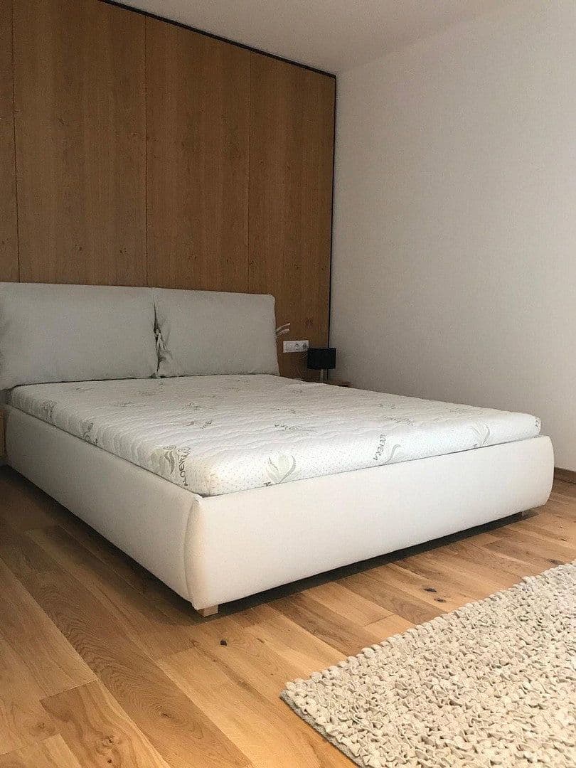 Predaj domu 179 m², pozemok 226 m², Erdinger Straße 13b, Markt Schwaben, Bavorsko Predaj domu 179 m², pozemok 226 m², Erdinger Straße 13b, Markt Schwaben, Bavorsko