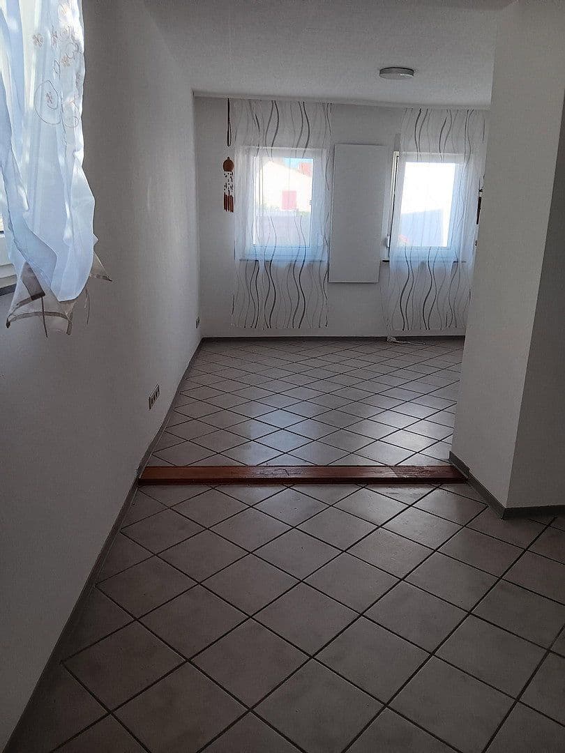 Predaj domu 97 m², pozemok 173 m², Philippsburg, Bádensko-Wurttembersko Predaj domu 97 m², pozemok 173 m², Philippsburg, Bádensko-Wurttembersko