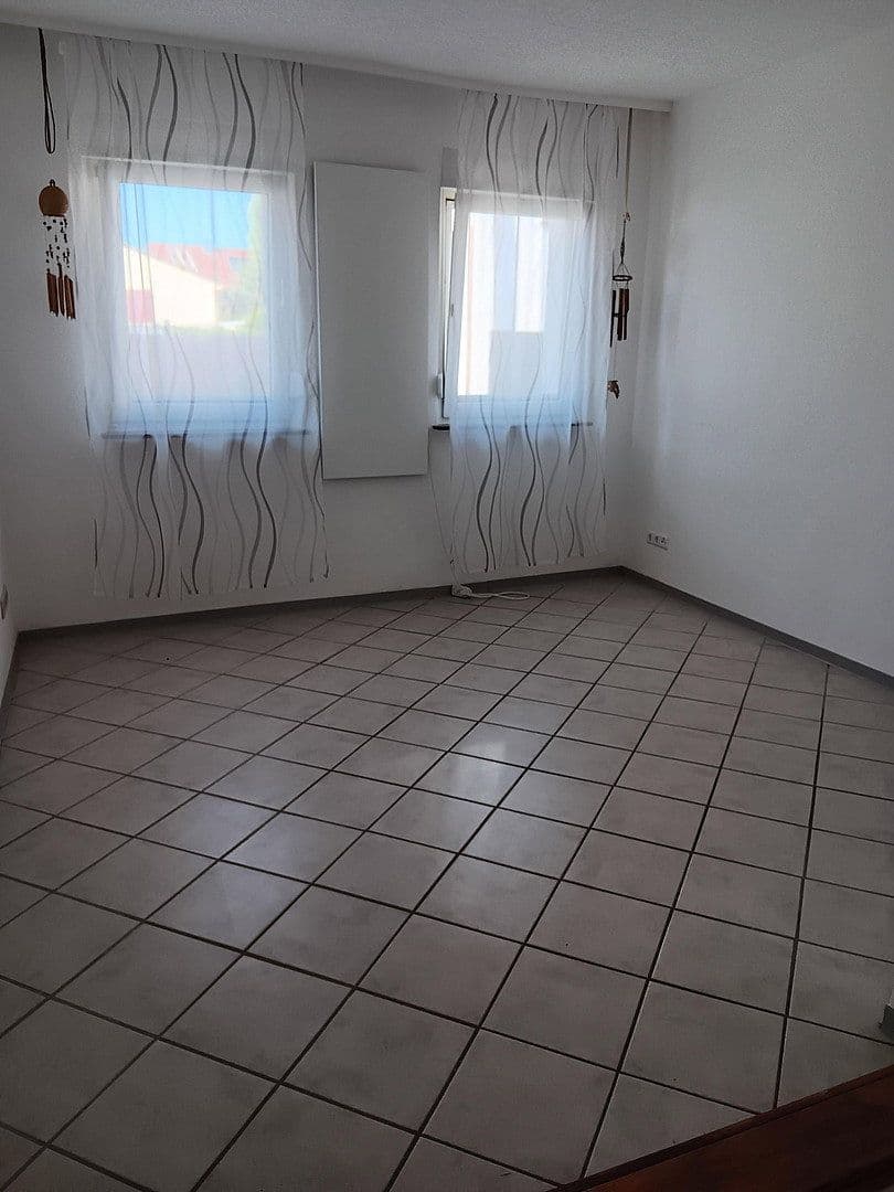 Predaj domu 97 m², pozemok 173 m², Philippsburg, Bádensko-Wurttembersko Predaj domu 97 m², pozemok 173 m², Philippsburg, Bádensko-Wurttembersko