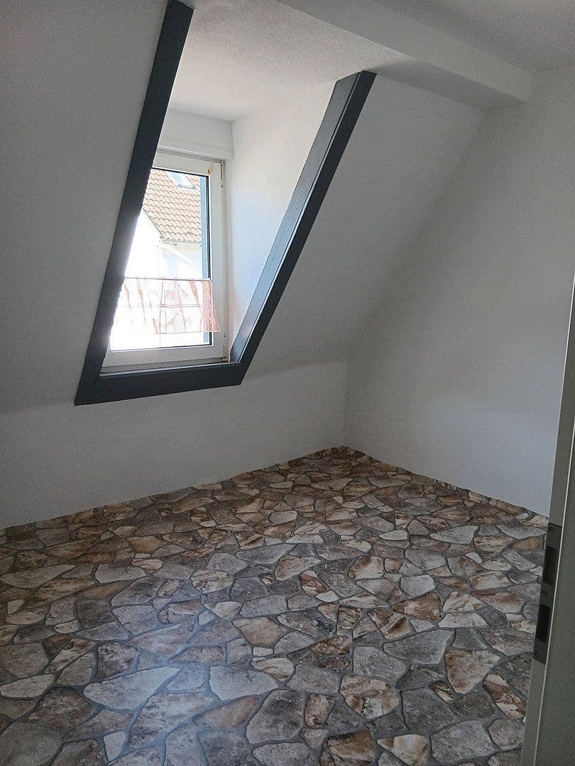Predaj domu 97 m², pozemok 173 m², Philippsburg, Bádensko-Wurttembersko Predaj domu 97 m², pozemok 173 m², Philippsburg, Bádensko-Wurttembersko