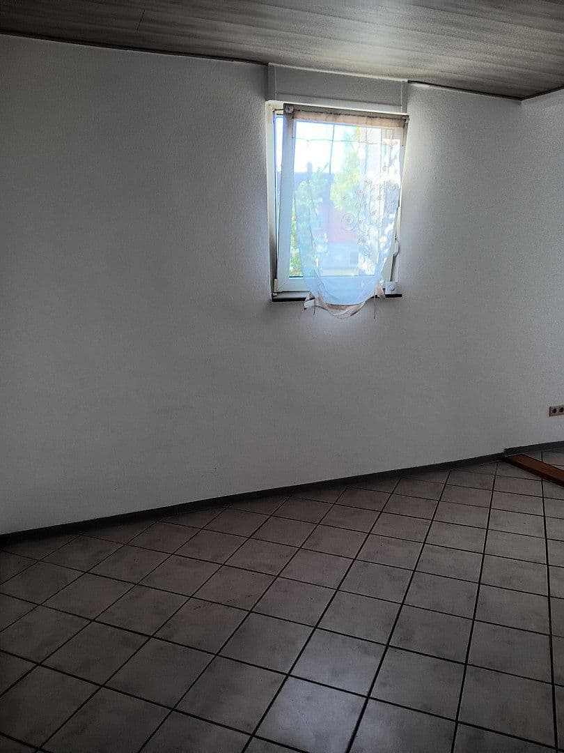 Predaj domu 97 m², pozemok 173 m², Philippsburg, Bádensko-Wurttembersko Predaj domu 97 m², pozemok 173 m², Philippsburg, Bádensko-Wurttembersko