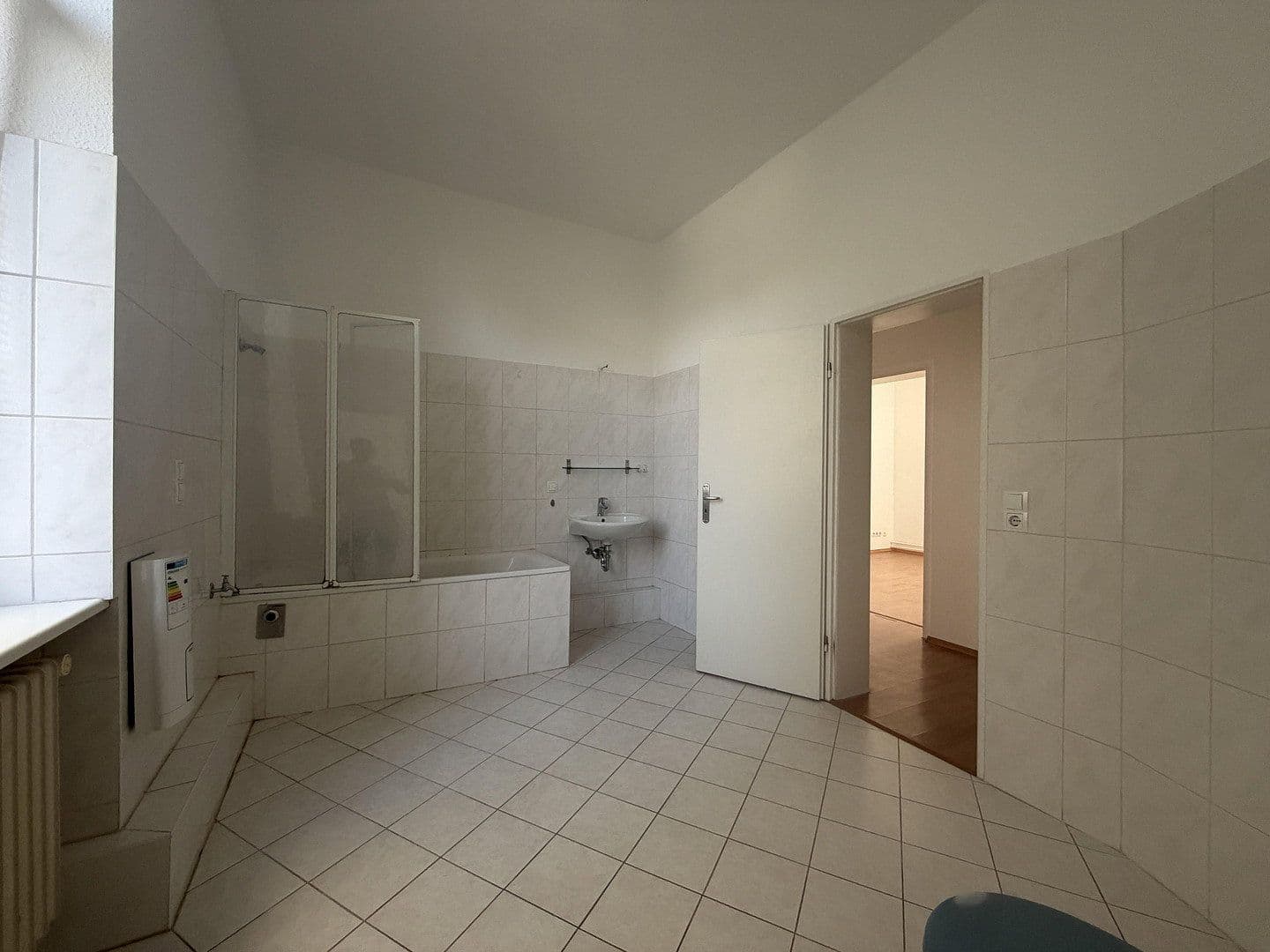 Prenájom bytu 3-izbový 98 m², Eckenheimer Landstraße 103, Frankfurt am Main, Hesensko Prenájom bytu 3-izbový 98 m², Eckenheimer Landstraße 103, Frankfurt am Main, Hesensko