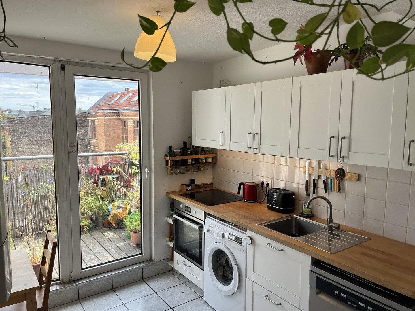 Predaj bytu 2-izbový 70 m², Berlin, Berlín Predaj bytu 2-izbový 70 m², Berlin, Berlín