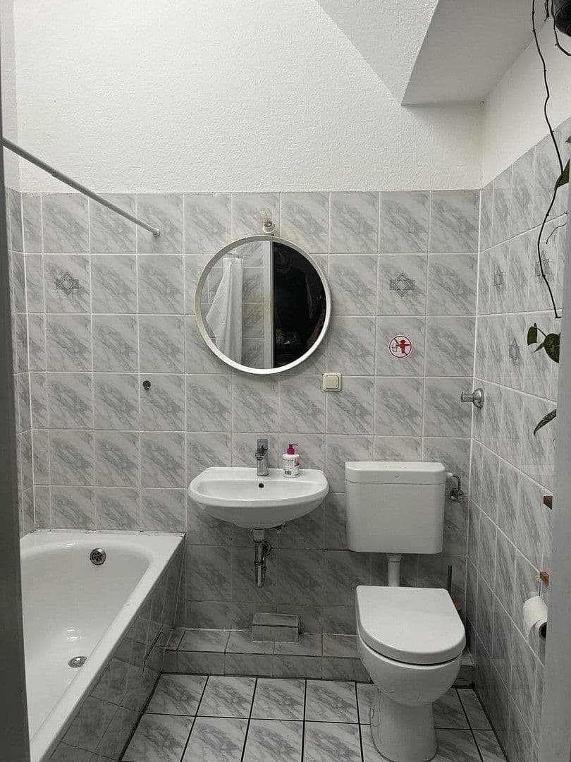 Predaj bytu 2-izbový 70 m², Berlin, Berlín Predaj bytu 2-izbový 70 m², Berlin, Berlín