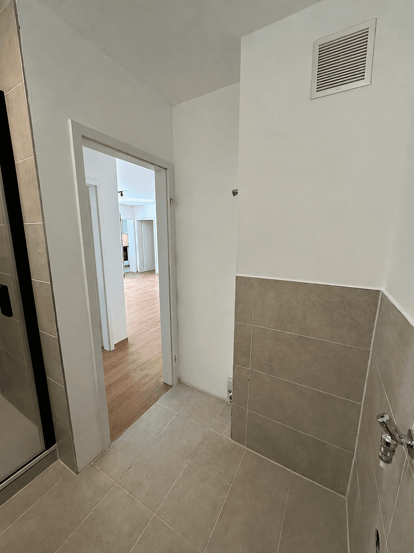 Prenájom bytu 3-izbový 71 m², Kirchheim unter Teck, Bádensko-Wurttembersko Prenájom bytu 3-izbový 71 m², Kirchheim unter Teck, Bádensko-Wurttembersko